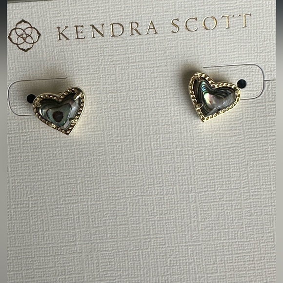 Kendra Scott Jewelry Kendra Scott Ari Heart Gold Stud Earrings In